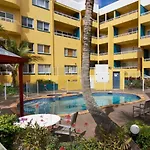 Palm Beach Holiday Resort